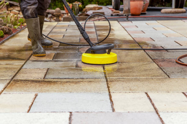 Playground Equipment Cleaning in Maywood, CA